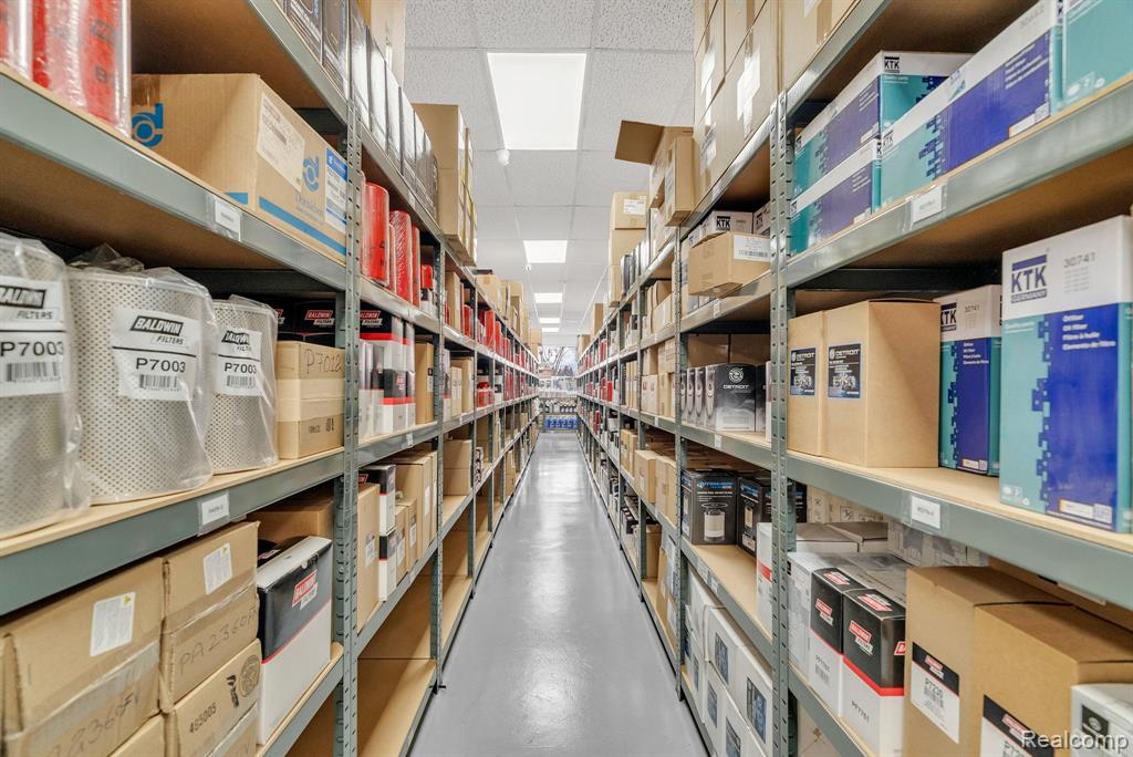 1475 S Newburgh Road, Westland, MI, 48186