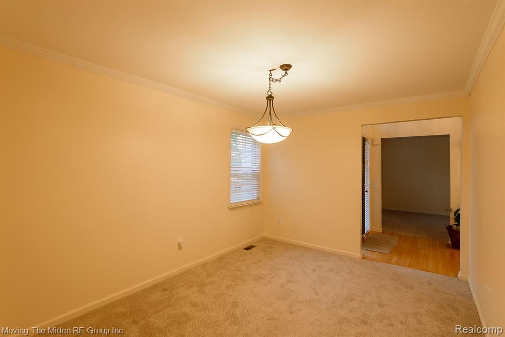9084 W WALDEN Drive, Van Buren, MI 48111 — Photo 16