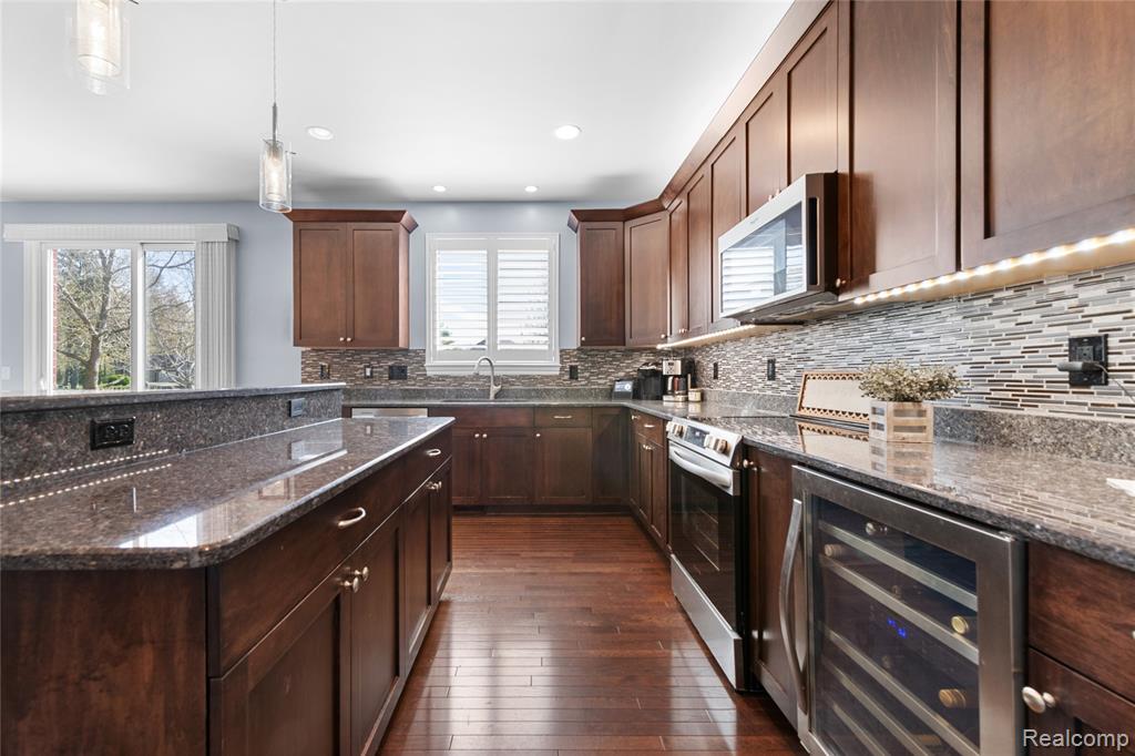 801 Watersmeet Drive, Oxford, MI 48371 — Photo 21