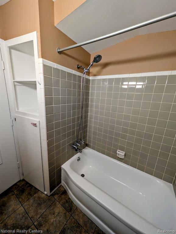 8849 Merriman Road, Livonia, MI 48150 — Photo 19
