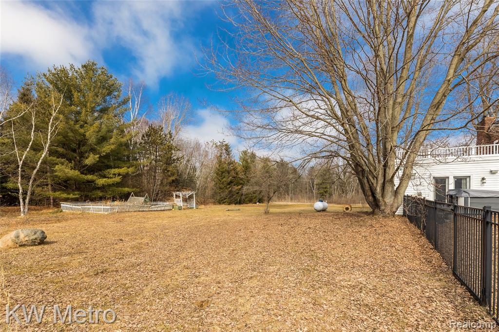 8665 Meskill Road, Columbus, MI — Photo 50