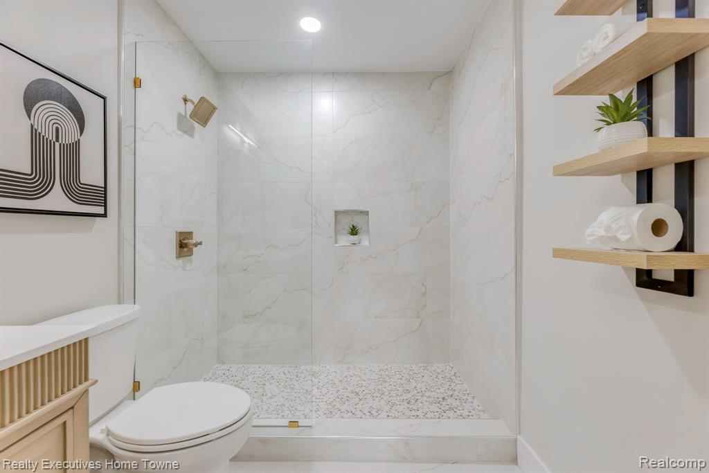 18910 Devonshire Street, Beverly Hills, MI 48025 — Photo 23