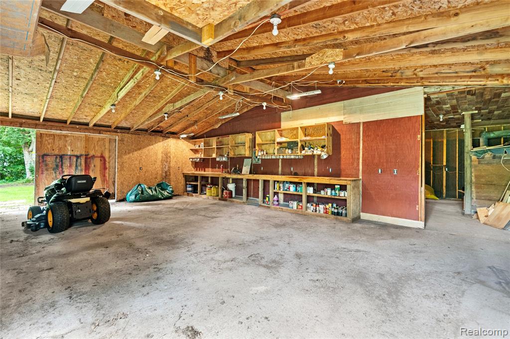 5206 Lippincott Boulevard, Burton, MI 48519 — Photo 51