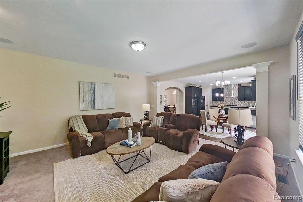50736 SEVILLA Circle, Novi, MI — Photo 13
