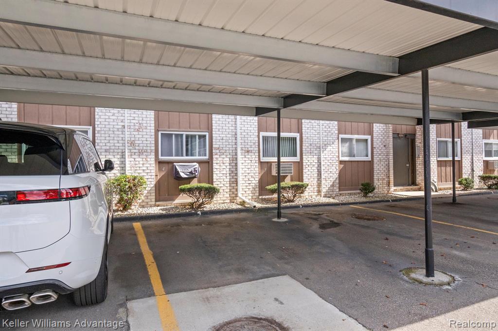 7510 Woodview Street, 4, Westland, MI — Photo 25