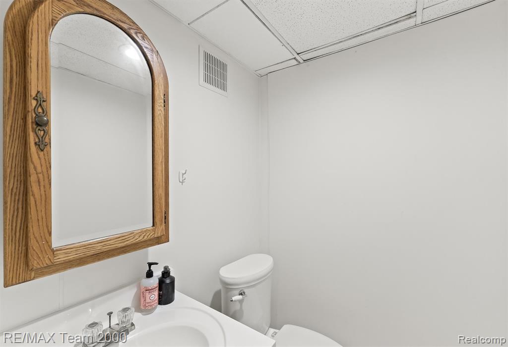 22624 Rio Vista Street, Saint Clair Shores, MI 48081 — Photo 49