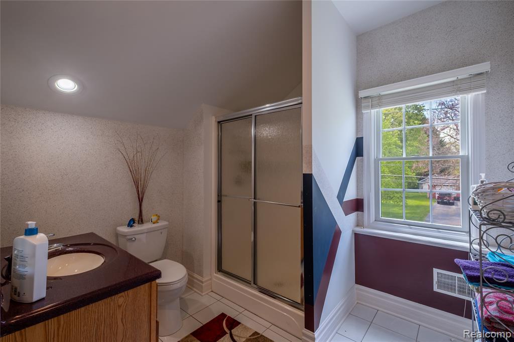 1255 Glendale Street, Burton, MI 48509 — Photo 23