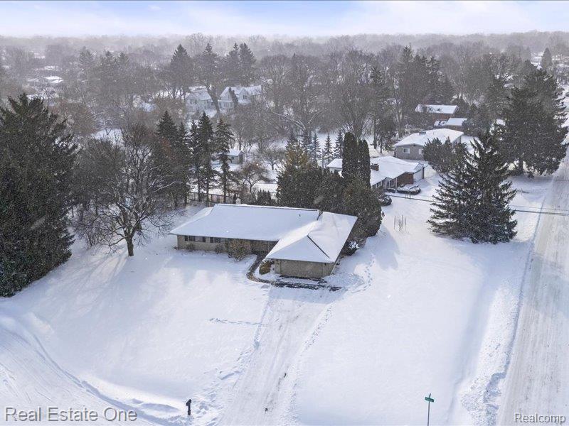 6407 Buxton Court, West Bloomfield, MI — Photo 45