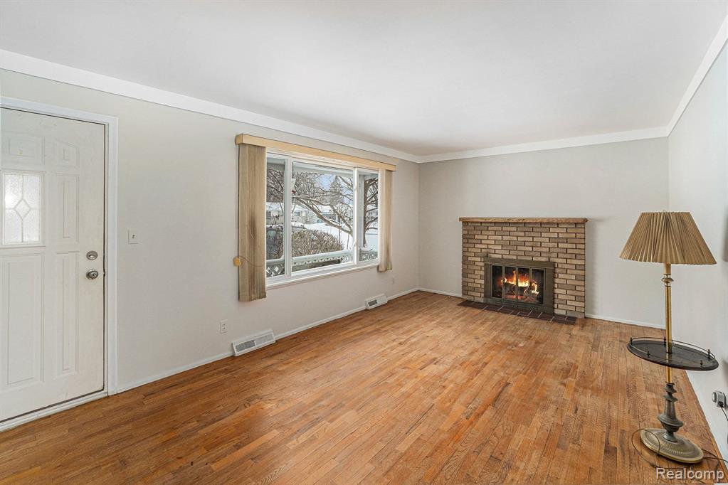 4418 Ashlawn Drive, Flint, MI 48507 — Photo 7