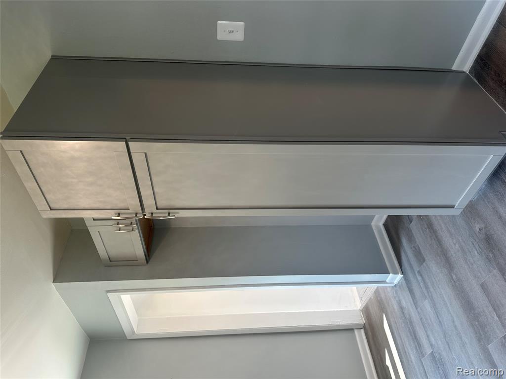 4803 Mildred Street, Wayne, MI 48184 — Photo 13