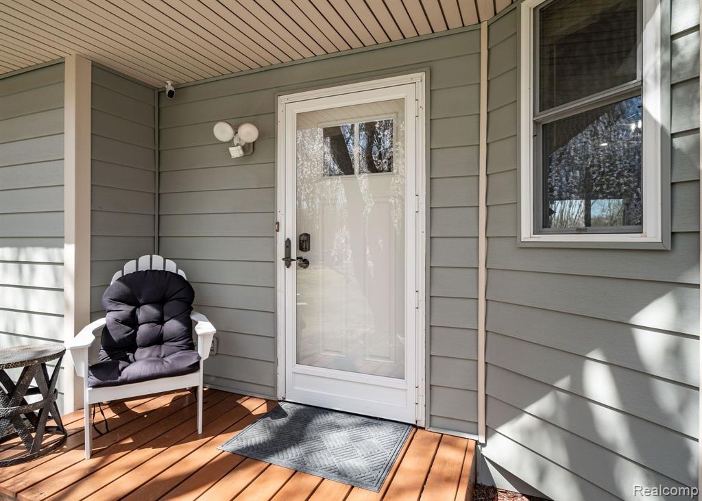 8660 SARGENT Road, Fowlerville, MI 48836 — Photo 5