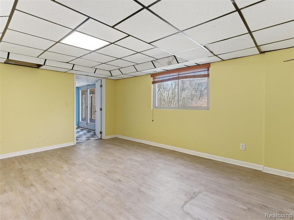 6400 Bridle Lane, Highland, MI 48356 — Photo 28