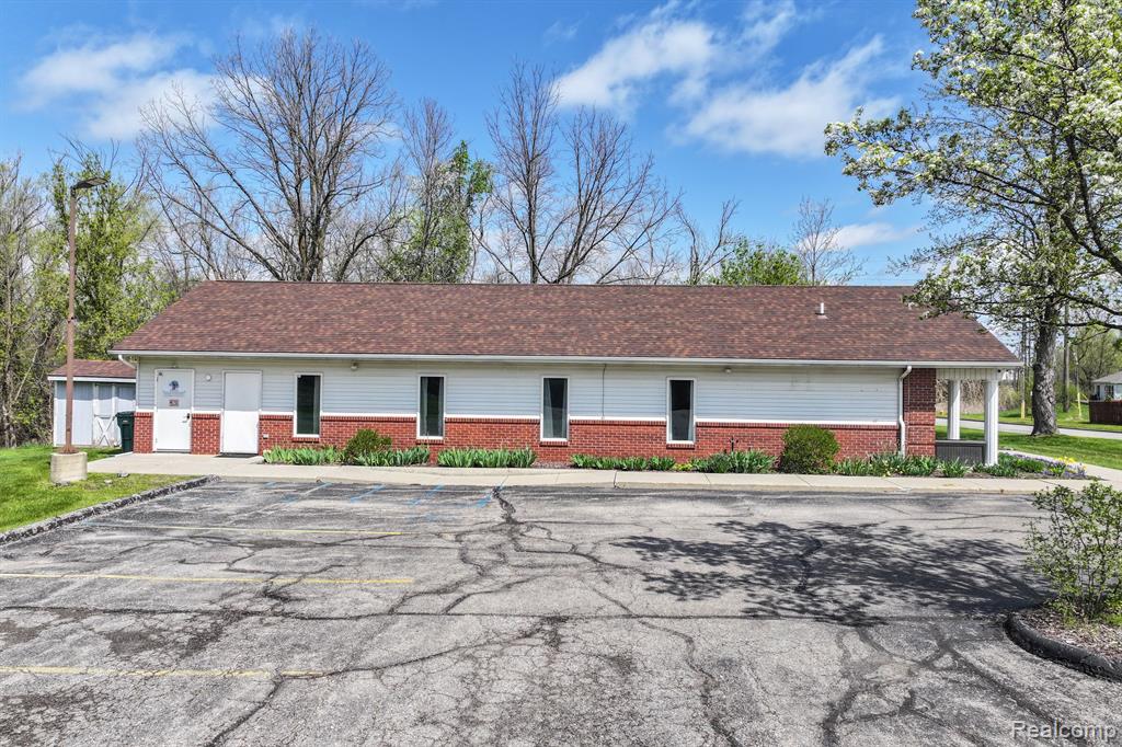 550 S Saginaw Street, Lapeer, MI 48446 — Photo 29