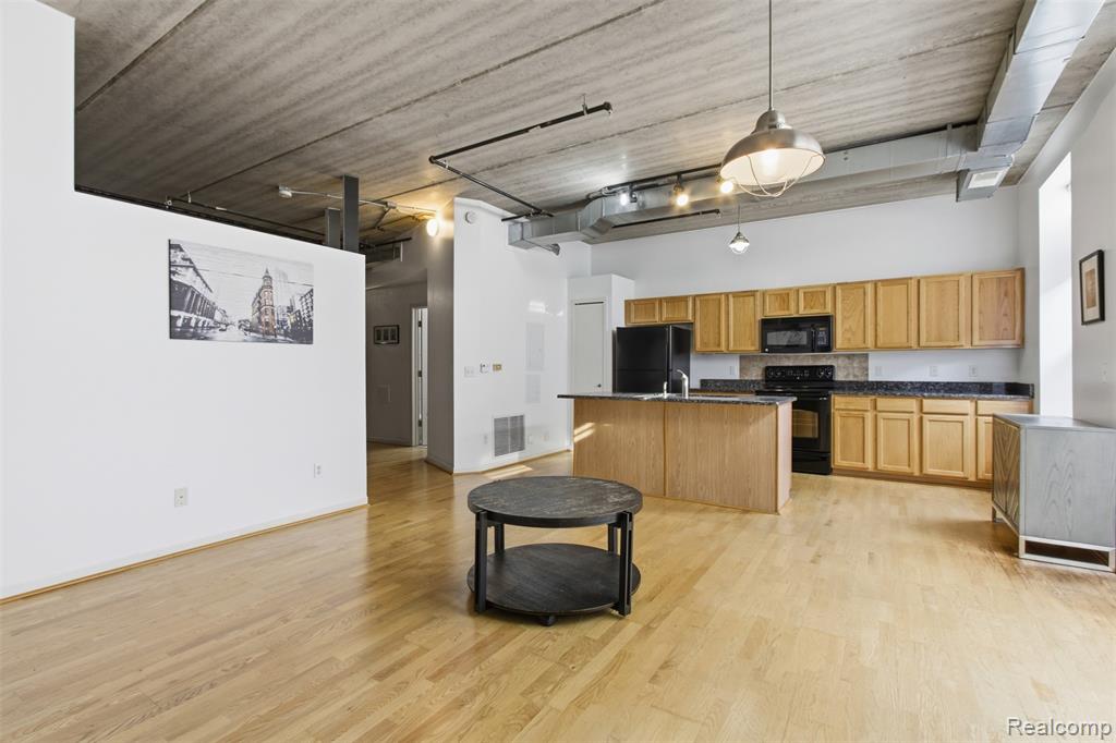 66 Winder Street, Detroit, MI 48201 — Photo 6