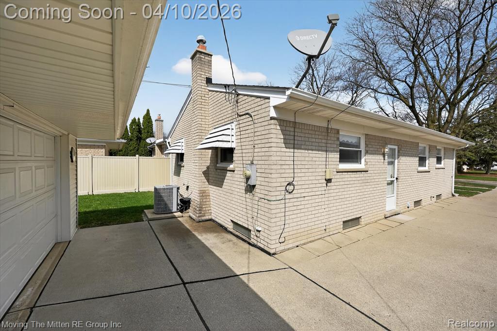 6623 N Silvery Lane, Dearborn Heights, MI 48127 — Photo 46