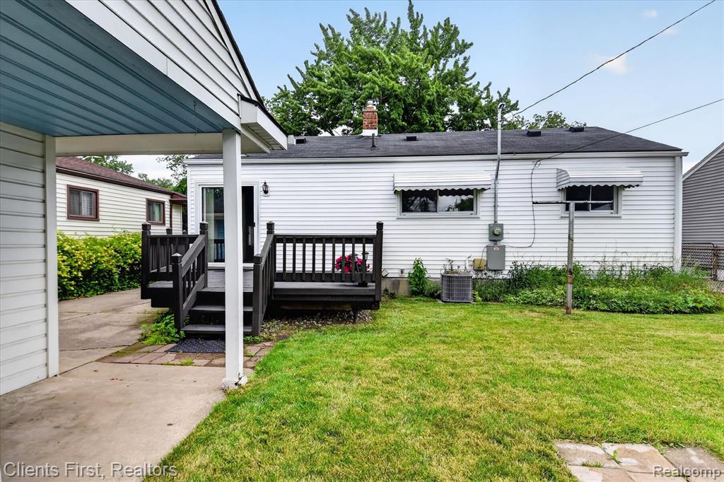 873 Schuman Street, Garden City, MI — Photo 27