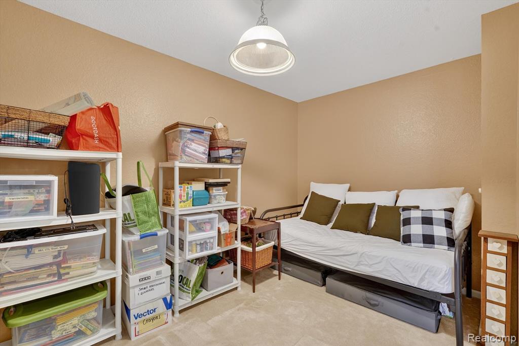 613 Curzon Court, 203, Howell, MI 48843 — Photo 14
