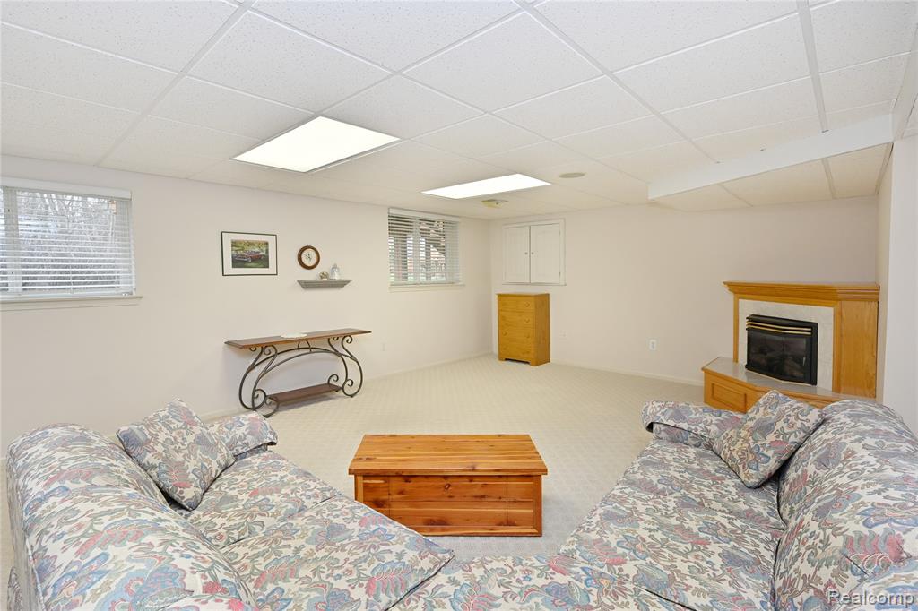 324 Cherry Hill Pointe Drive, 27, Canton, MI 48187 — Photo 28
