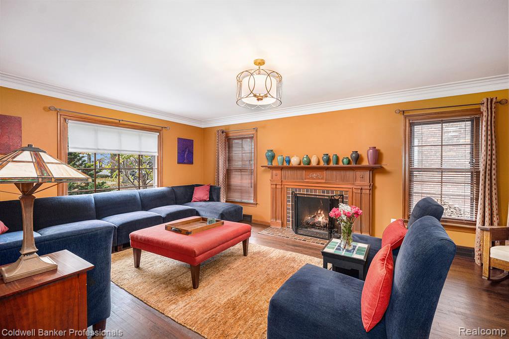 1358 Harvard Road, Grosse Pointe Park, MI 48230 — Photo 8