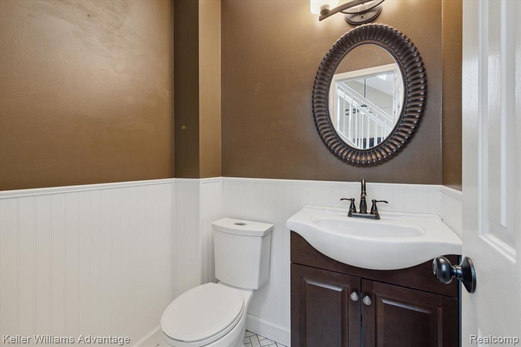 41688 WHITE TAIL Lane, Canton, MI 48188 — Photo 17