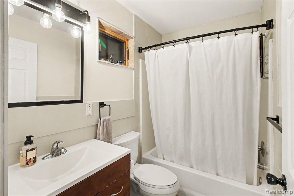 4375 Skinner Lake Road, Lapeer, MI 48446 — Photo 14