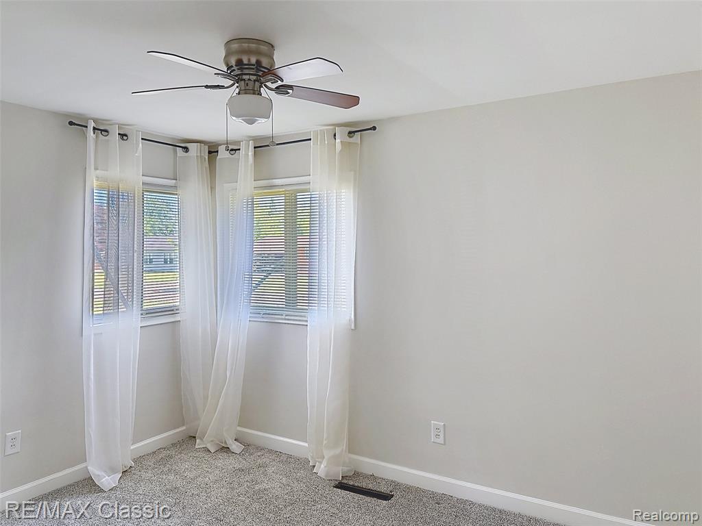 1203 Gilman Street, Garden City, MI — Photo 12