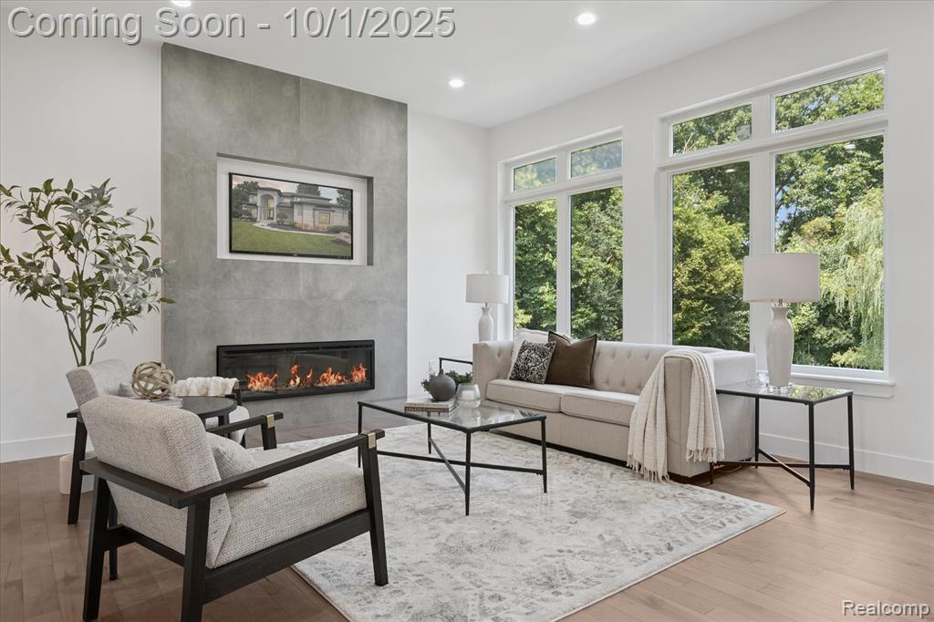 46676 Grand Oak Court, Canton, MI 48187 — Photo 8