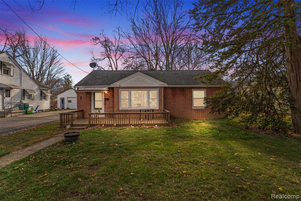 821 Ryan Street, Owosso, MI 48867 — front exterior