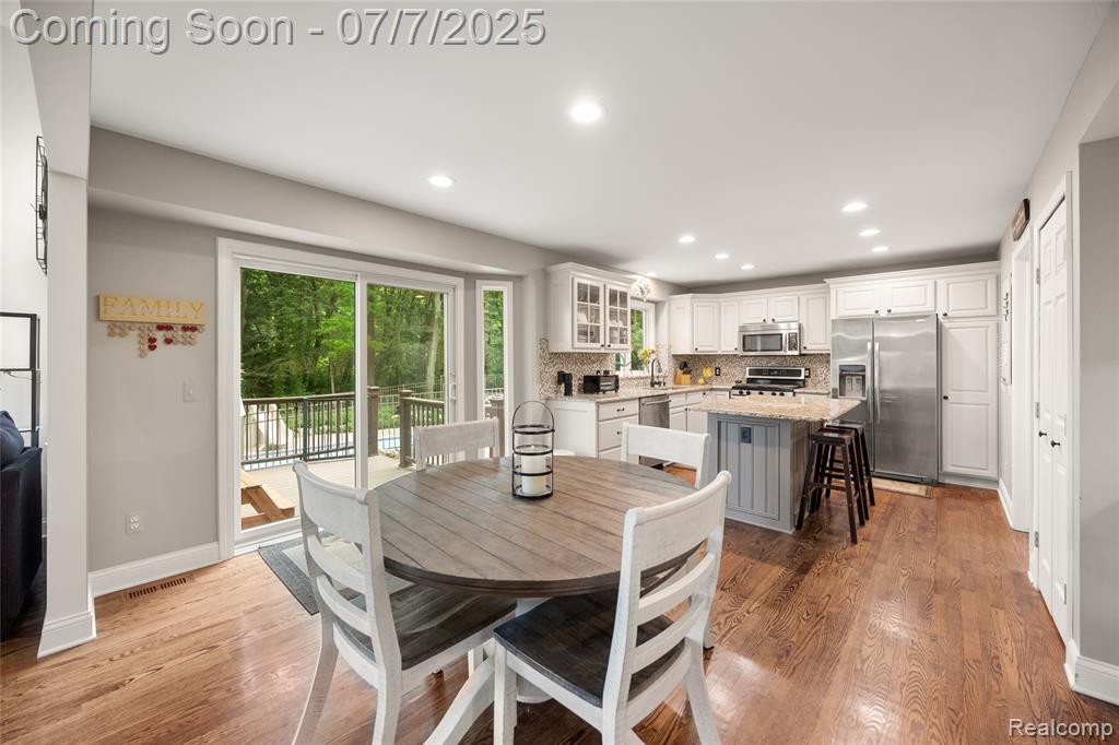 7098 Hickory Hollow Circle, Clarkston, MI 48348 — Photo 28
