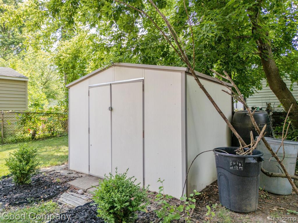 3979 Royal Avenue, Berkley, MI 48072 — Photo 34