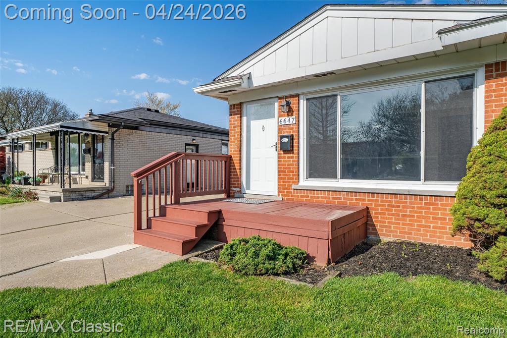 6647 Arcola Street, Garden City, MI — Photo 5