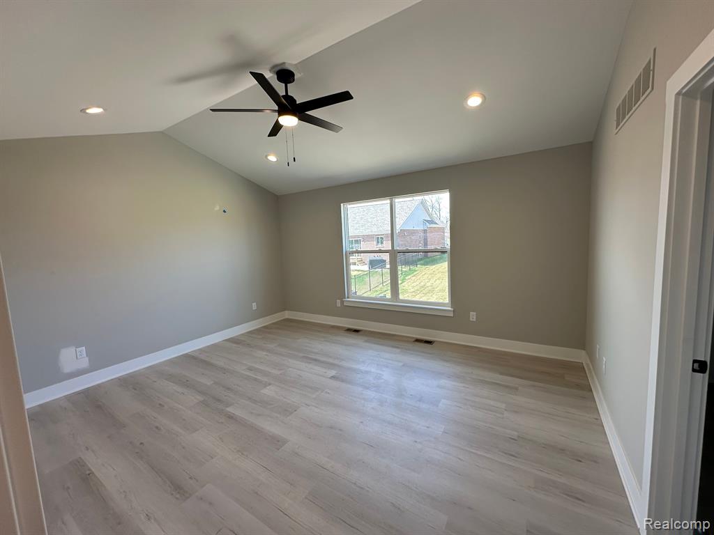 4602 ORVILLE Drive, Trenton, MI 48183 — Photo 16