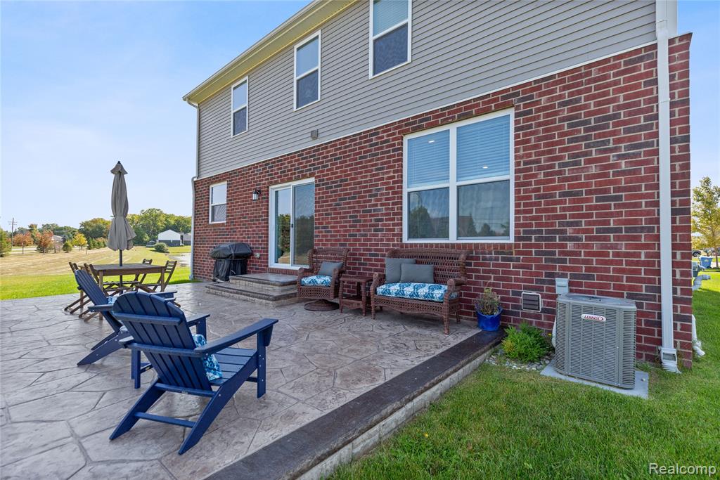 48993 Cold Rise Court, Macomb, MI 48042 — Photo 33