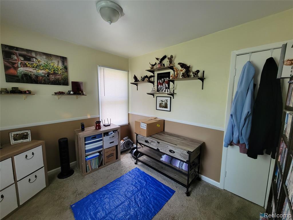 5869 Hipp Street, Taylor, MI 48180 — Photo 11