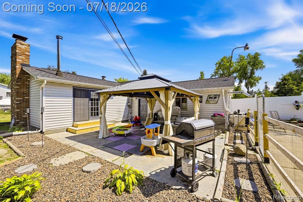 5070 Ray Road, Linden, MI 48451 — Photo 12