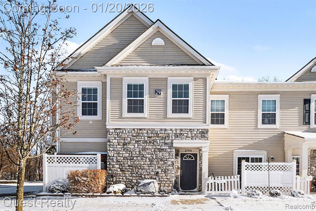 25998 Maritime Circle S, Harrison Township, MI — Photo 2