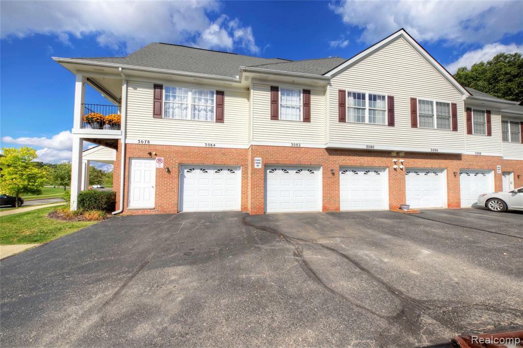 3082 Kneeland Circle, Howell, MI 48843 — Photo 37