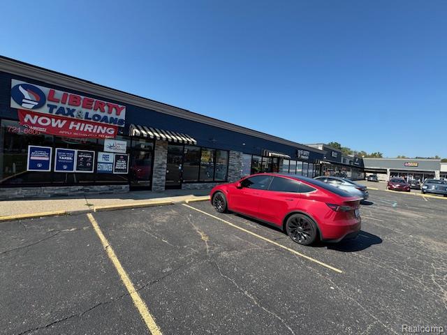 920 S Wayne Road, Westland, MI 48186 — front exterior