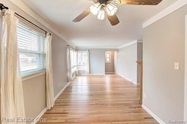 627 BUTTERNUT Avenue, Royal Oak, MI 48073 — Photo 8