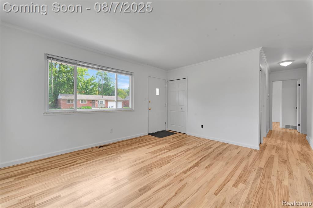 43403 Vivian Drive, Sterling Heights, MI 48313 — Photo 11