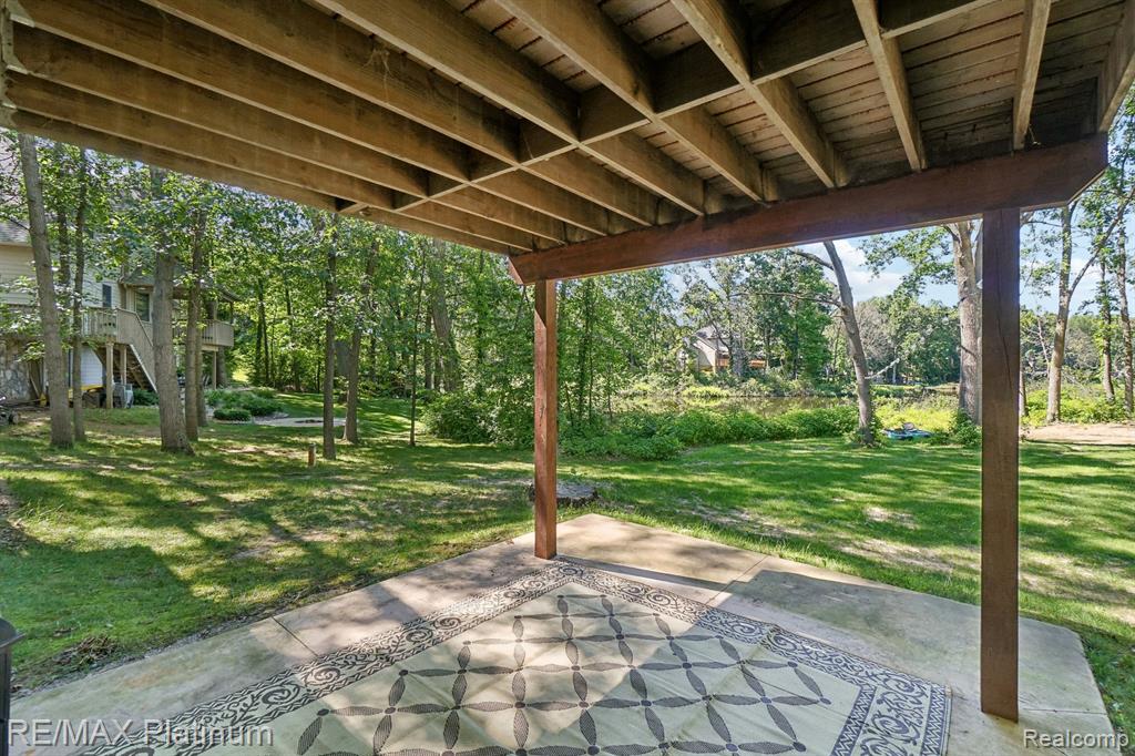 4657 Lakeshire Drive, Howell, MI 48843 — Photo 37