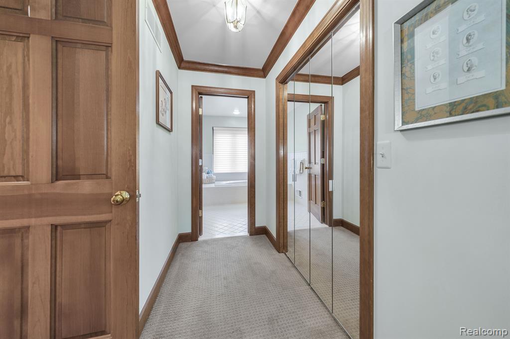 37799 SIENA Drive, Farmington Hills, MI 48331 — Photo 18