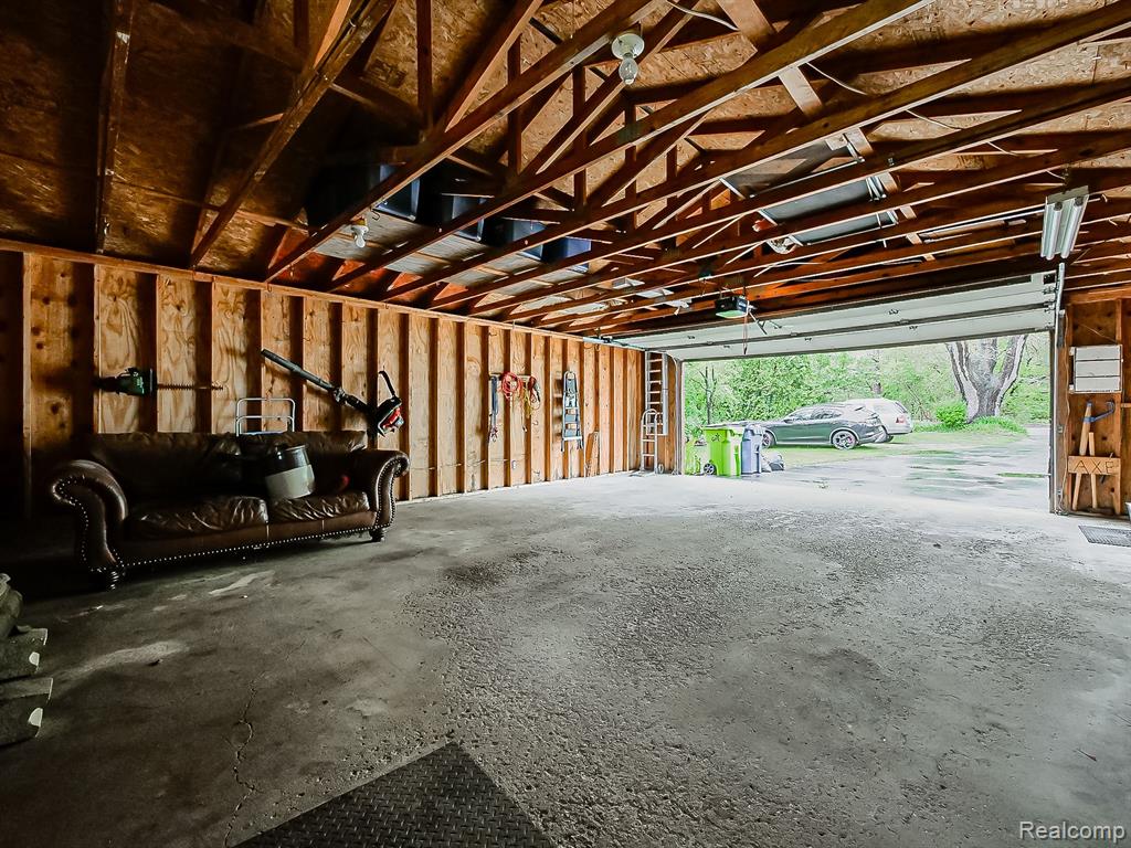 538 UNION LAKE Road, White Lake, MI — Photo 22