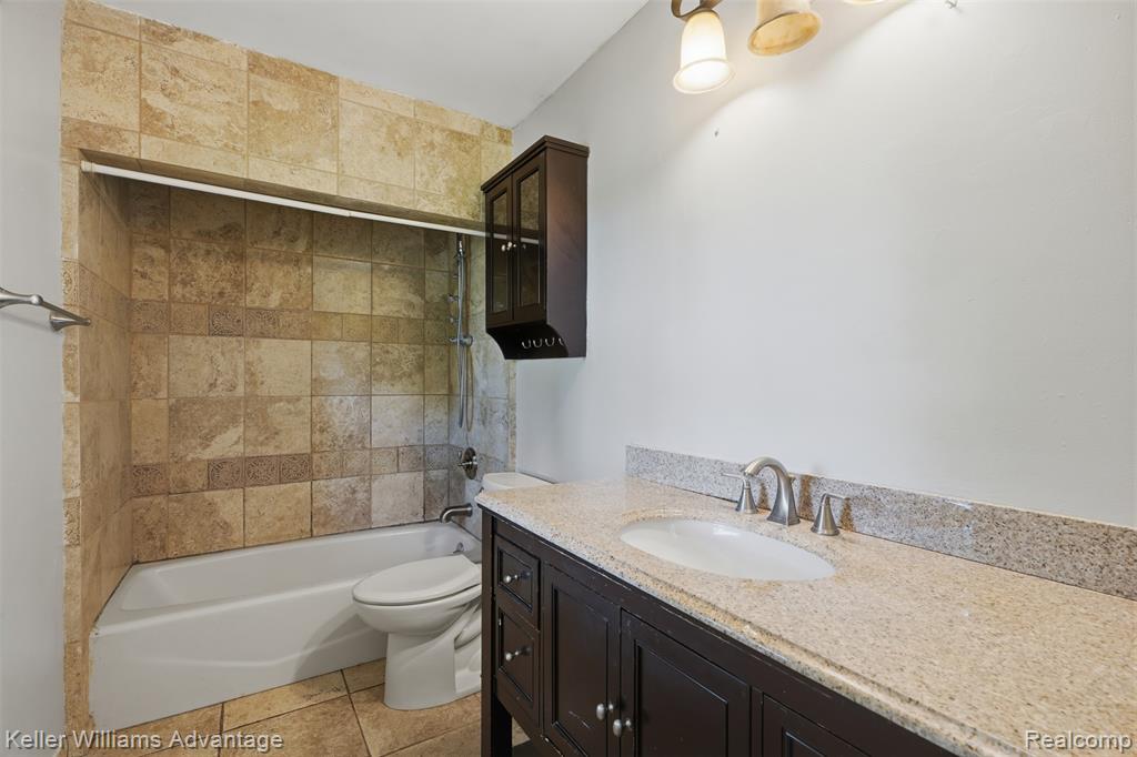48053 Harris Road, Belleville, MI 48111 — Photo 21