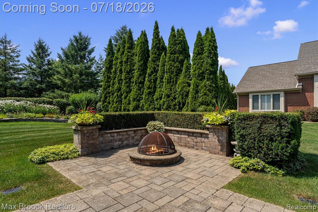 54878 Grenelefe Circle E, South Lyon, MI 48178 — Photo 46