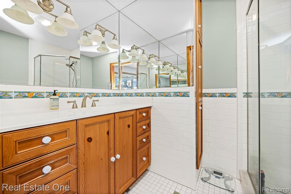 380 Depot Road, Clarkston, MI — Photo 55