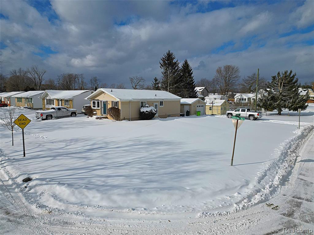412 Cambridge Avenue, South Lyon, MI 48178 — Photo 6