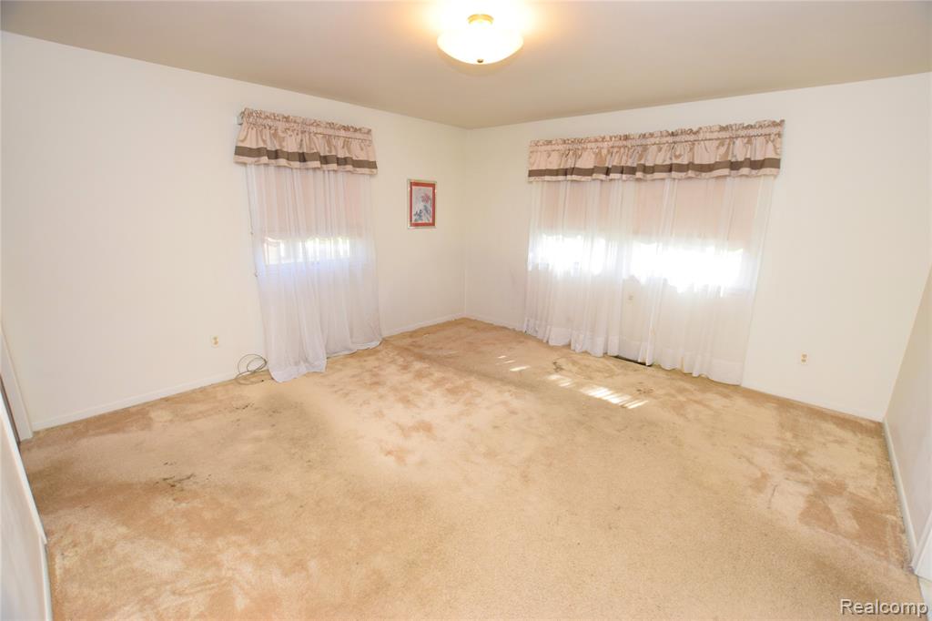 1349 Ox Yoke Drive, Flint, MI 48532 — Photo 9