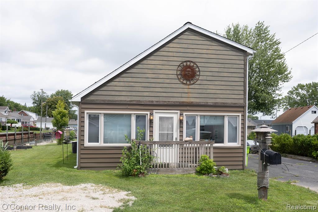 130 Delta Drive, Algonac, MI 48001 — Photo 32