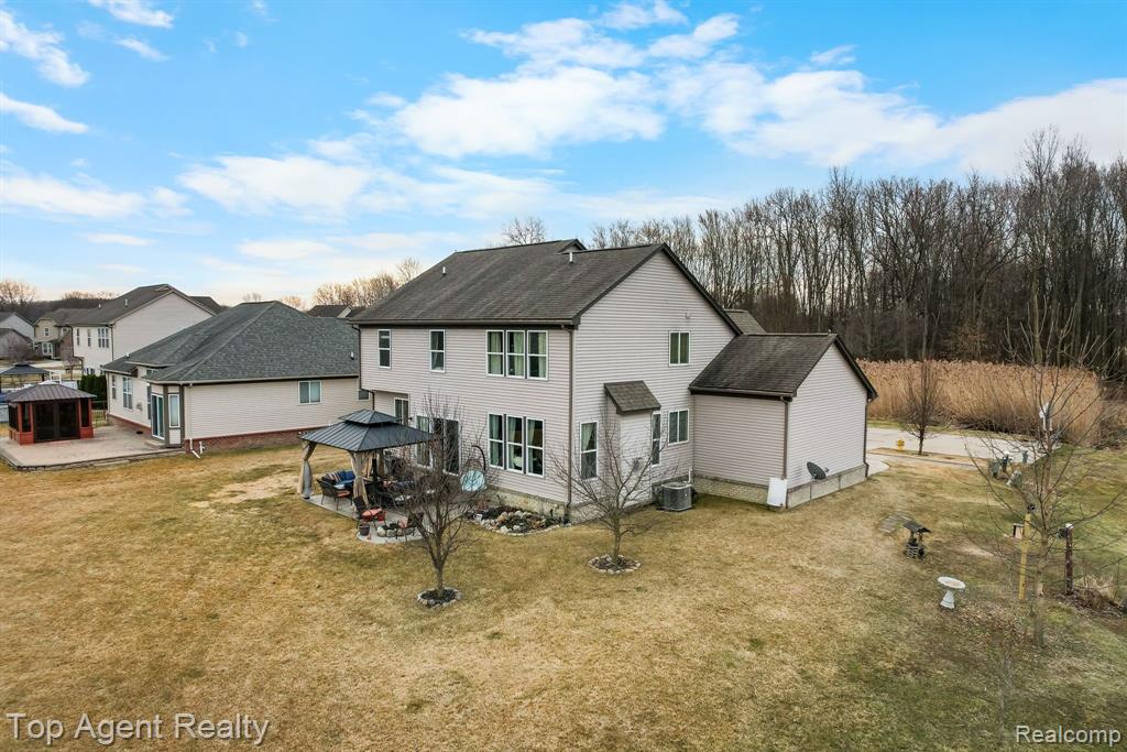 53501 MARY ANN Lane, New Baltimore, MI 48047 — Photo 42